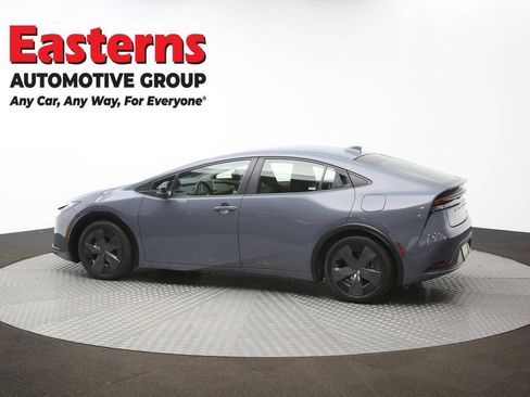 Used 2024 Toyota Prius LE image 58