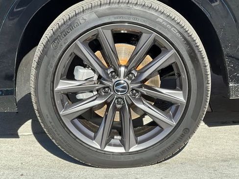 Certified 2025 Acura ADX A-Spec image 32