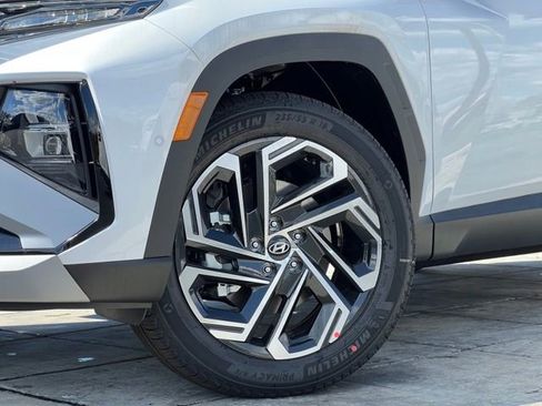 New 2026 Hyundai Tucson Limited AWD/4WD image 2