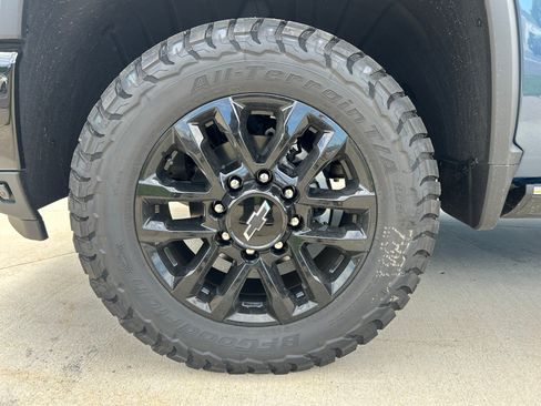 New 2026 Chevrolet Silverado 3500 LTZ w/ LTZ Plus Package AWD/4WD image 12