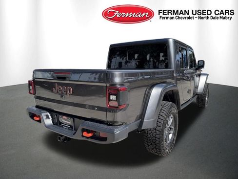 Used 2025 Jeep Gladiator Mojave w/ Convenience Group AWD/4WD image 2