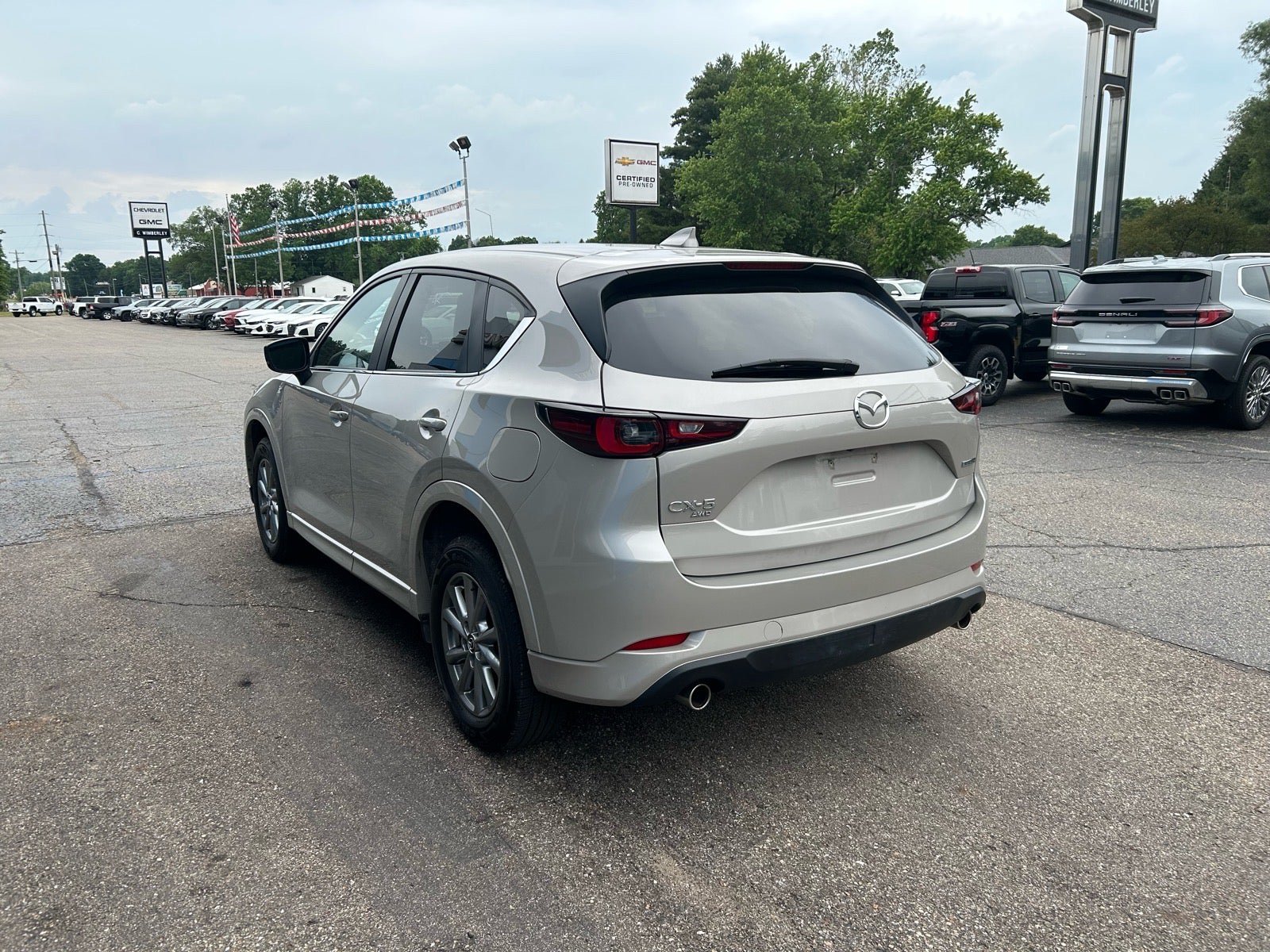 Used 2025 MAZDA CX-5 AWD 2.5 S w/ Preferred Package image 4