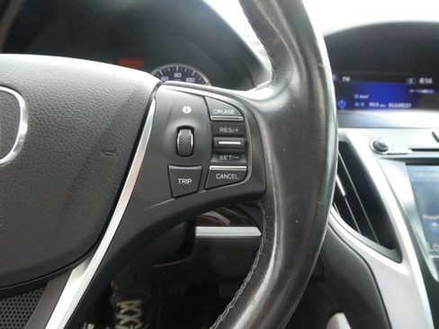 Used 2016 Acura TLX FWD image 21