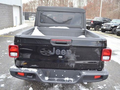 New 2026 Jeep Gladiator Sport image 7
