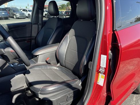 Used 2023 Ford Escape ST-Line AWD/4WD image 18