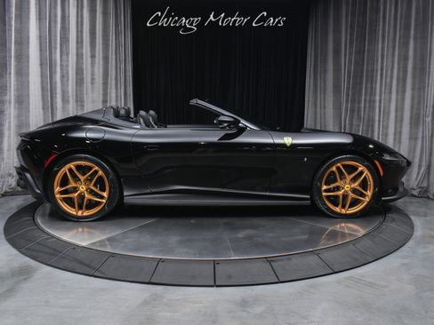 Used 2024 Ferrari Roma Spider RWD image 6