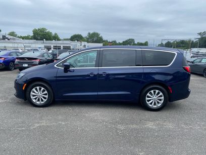 Used 2017 Chrysler Pacifica Touring w/ Tire & Wheel Group