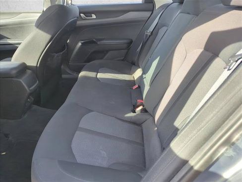 Used 2022 Kia K5 LXS FWD image 7