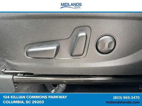 Used 2023 Hyundai Santa Fe SEL FWD image 16