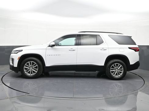 Used 2023 Chevrolet Traverse LT AWD/4WD image 2