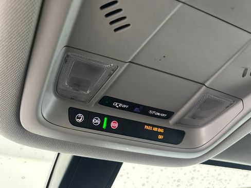Used 2019 GMC Acadia SLE w/ Driver Alert Package I FWD image 19