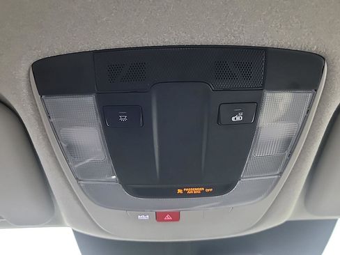 Used 2023 Kia Niro EX FWD image 31