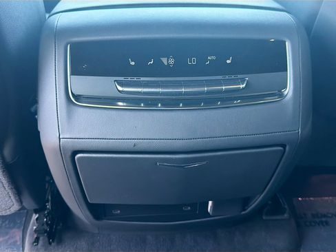 Certified 2025 Cadillac Escalade Sport AWD/4WD image 26