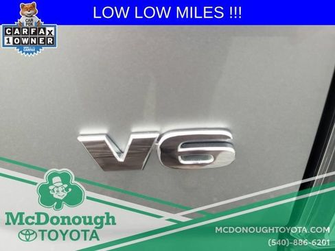 Used 2023 Toyota Tacoma Limited AWD/4WD image 12