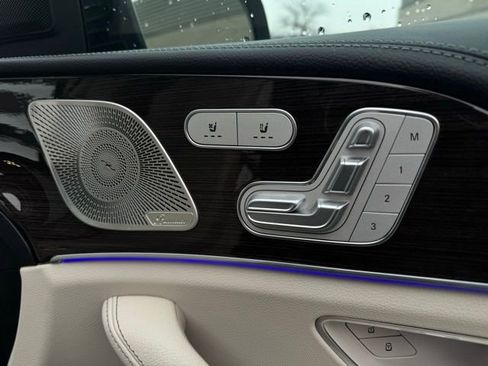 Used 2025 Mercedes-Benz GLE 580 4MATIC image 16