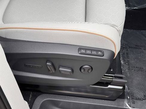 New 2025 Volkswagen ID. Buzz 1st Edition image 26