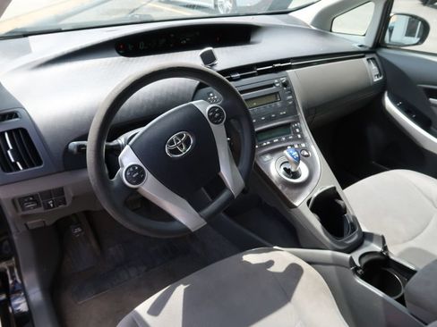 Used 2010 Toyota Prius FWD image 6