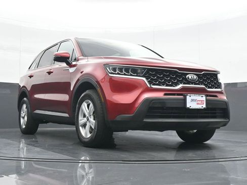 Used 2021 Kia Sorento LX image 23
