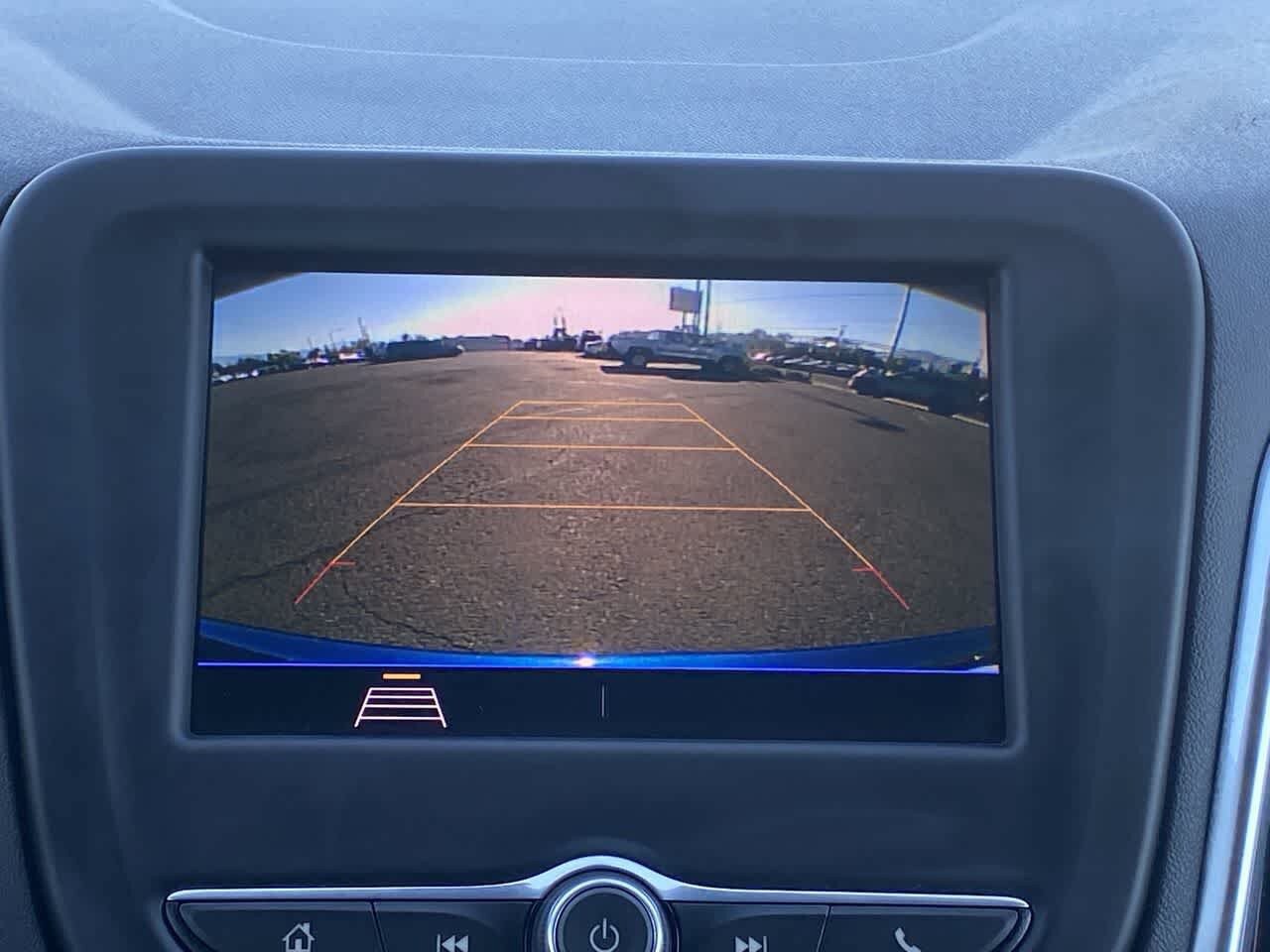 Used 2021 Chevrolet Equinox LT AWD/4WD image 17