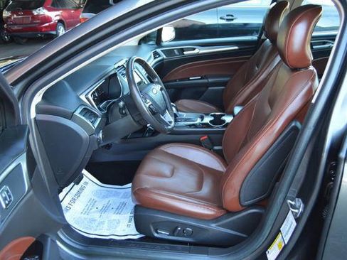 Used 2016 Ford Fusion SE w/ Equipment Group 202A image 39