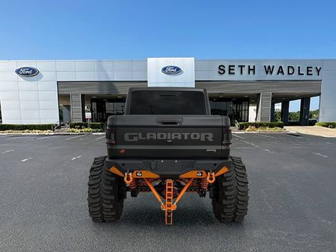 Used 2020 Jeep Gladiator Rubicon AWD/4WD image 7