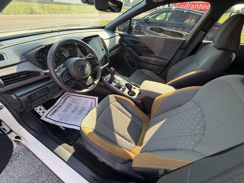 Used 2025 Subaru Crosstrek 2.5i Sport AWD/4WD image 9
