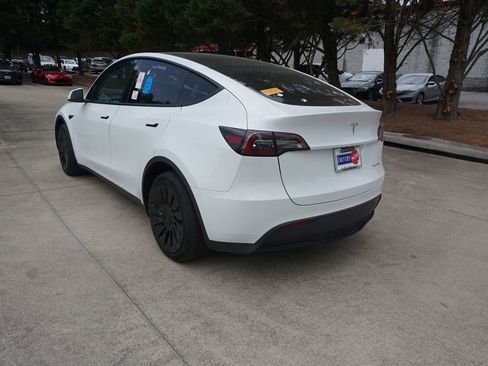 Used 2023 Tesla Model Y Long Range AWD/4WD image 23
