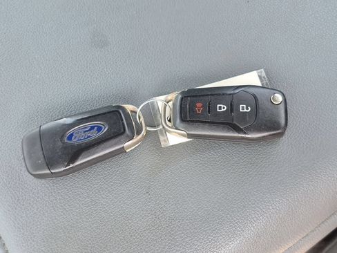 Used 2021 Ford F150 XL w/ Equipment Group 101A High AWD/4WD image 32