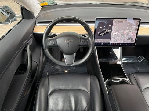 Used 2017 Tesla Model 3 Long Range image 17