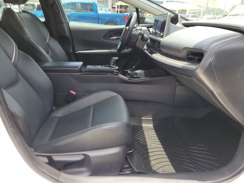 Used 2024 Toyota Prius Limited image 12