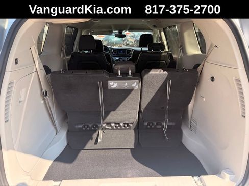 Used 2019 Chrysler Pacifica Touring-L FWD image 27