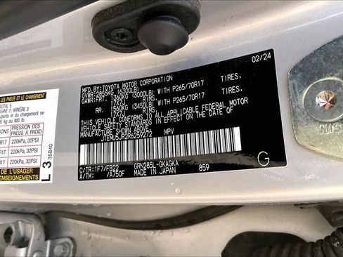 Used 2024 Toyota 4Runner SR5 image 34