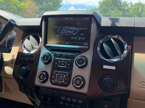Used 2015 Ford F350 Lariat w/ Lariat Ultimate Package AWD/4WD image 15