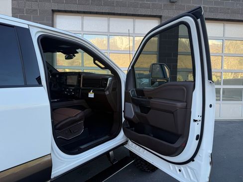 Used 2026 Ford F350 King Ranch w/ Chrome Package image 21