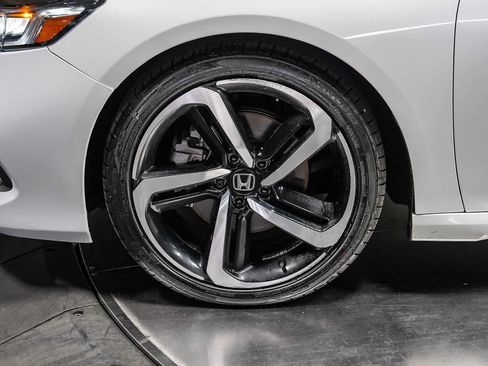 Used 2022 Honda Accord Sport image 9
