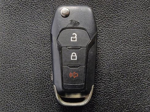 Used 2018 Ford EcoSport S FWD image 32