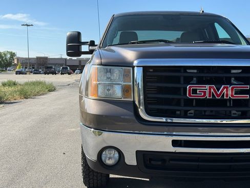Used 2008 GMC Sierra 2500 SLE AWD/4WD image 6