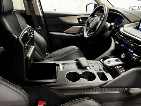 Used 2023 Acura MDX SH-AWD w/ Technology Package image 34