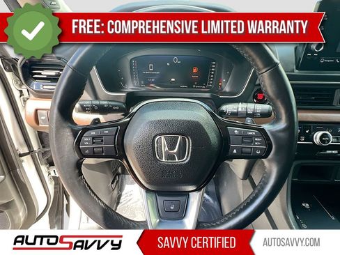 Used 2024 Honda Pilot Elite image 11