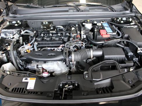 Used 2023 Honda Accord EX image 8