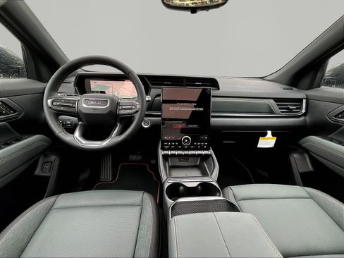 New 2026 GMC Terrain AT4 w/ Technology Package II AWD/4WD image 10