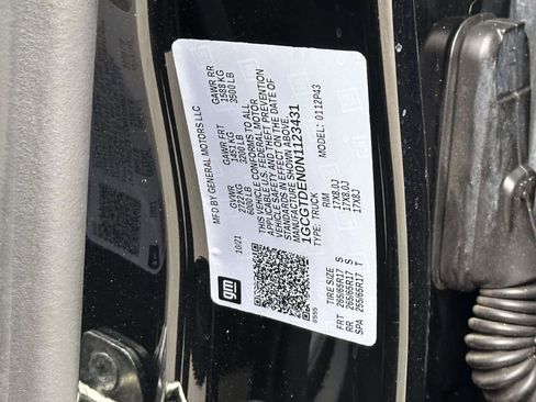 Used 2022 Chevrolet Colorado Z71 w/ Z71 Midnight Edition image 27