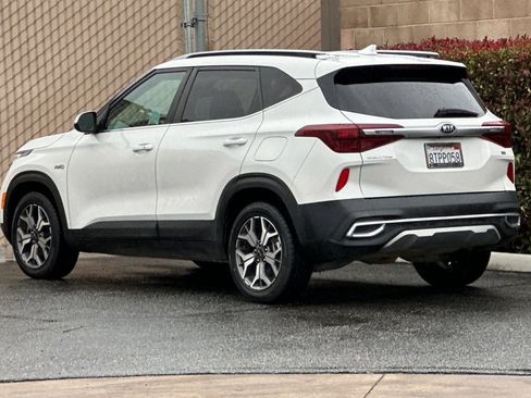 Used 2021 Kia Seltos EX image 6