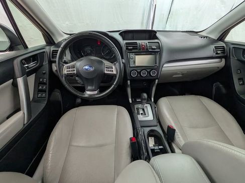 Used 2014 Subaru Forester 2.5i Touring AWD/4WD image 10