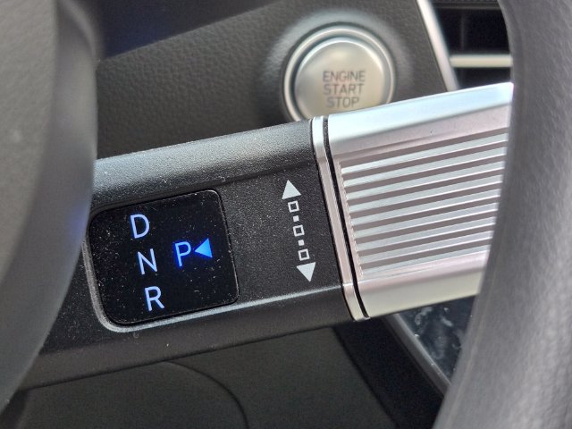 Used 2025 Hyundai Sonata SEL FWD image 28