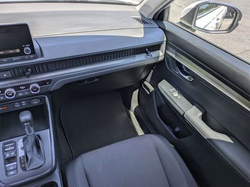 Used 2024 Honda CR-V EX image 18
