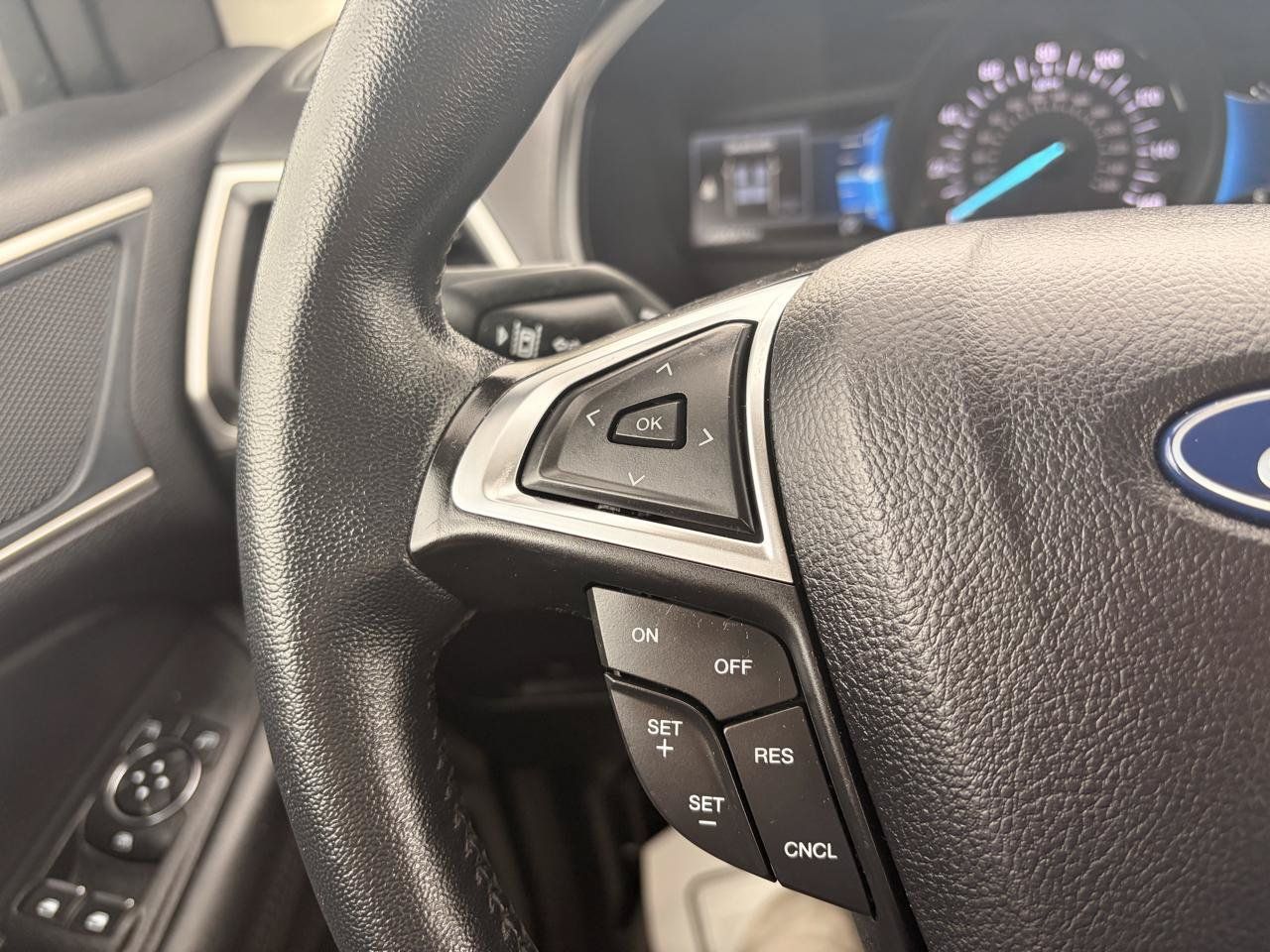 Used 2024 Ford Edge SEL w/ Convenience Package AWD/4WD image 20
