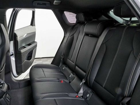 Certified 2025 Cadillac Optiq Luxury 1 AWD/4WD image 19