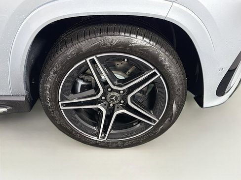 New 2026 Mercedes-Benz GLS 450 4MATIC image 36