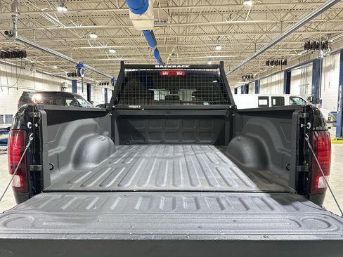 Used 2022 RAM 1500 Classic Warlock w/ Warlock Decor Package image 19